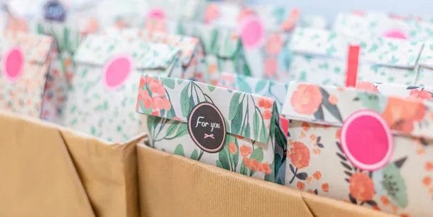 How Custom Sticker Printing Helps Customers Stick Around